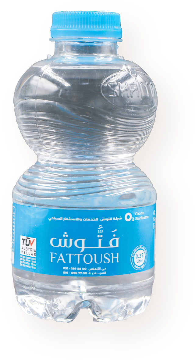 ماء طبيعي صغير